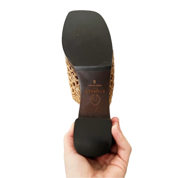 Brother Vellies Aquarius Clogs in Raffia - Picture 8 of 9